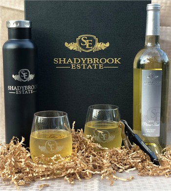Shadybrook Picnic Gift Set Image