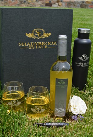 Shadybrook Picnic Gift Set